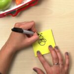 Inspire Children with Post It Notes at Lunchtime